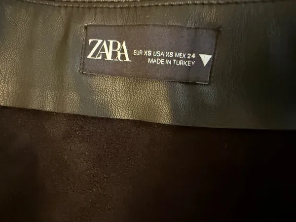 Zara faux leather Black Mini Skirt size XS - Image 8