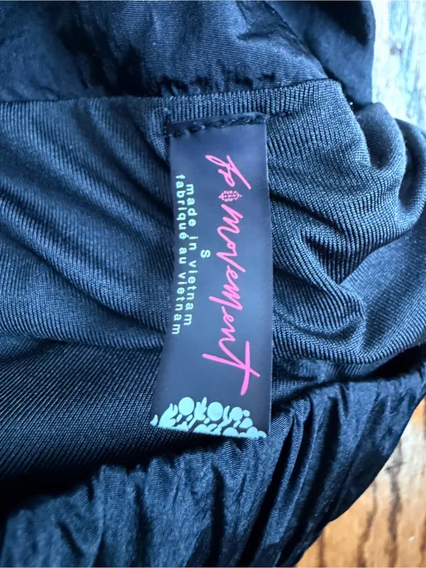 FP Movement The Way Home Run Shorts Black High Rise – Size Small - Image 5