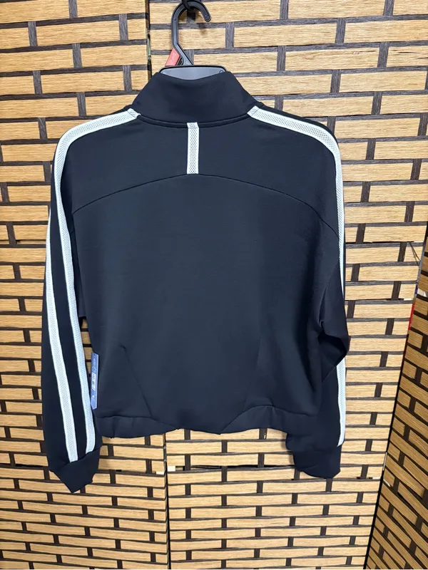 Avia black track jacket size medium - Image 2