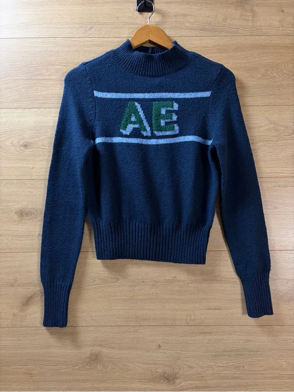 American Eagle Women’s Navy Logo Mock Neck Sweater NWT Small - Image 7