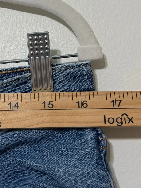 Levi’s Baggy Dad Wide Leg Jeans Size 30 - Image 9