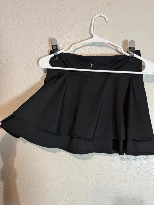 Old Navy Athletic Skirt - Image 2