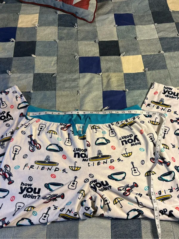 Friends TV Show Pajama Pants Women's 2X - “How You Doin' Print" - Image 5