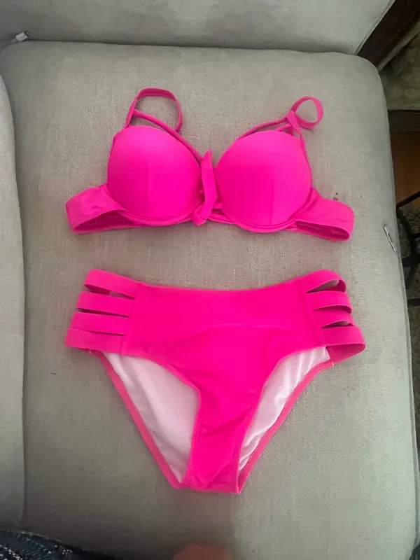 Make a splash with this vibrant pink bikini set. Perfect for a day at the beach or lounging by the pool. - Image 3