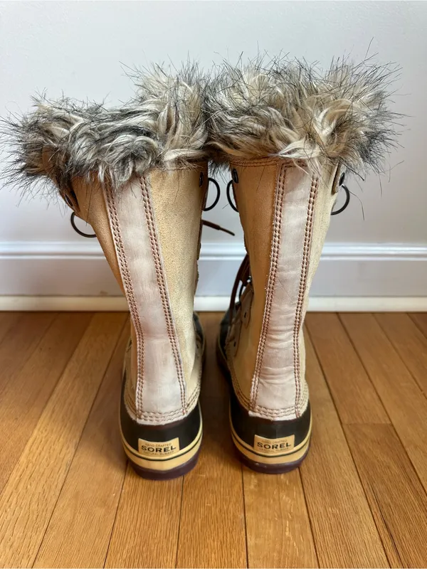 Sorel Joan of Arctic Waterproof Lace Up Boot Womens 8 Suede Tan Black - Image 3