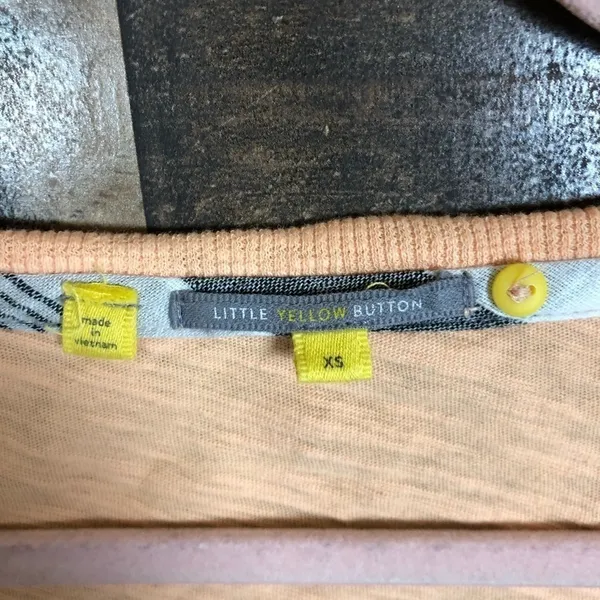 Anthropologie little yellow button‎ top - Image 5
