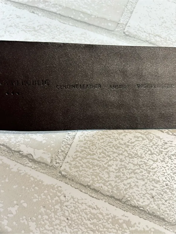 Woman’s Croc-Embossed Leather Belt - Dark Brown - Image 5