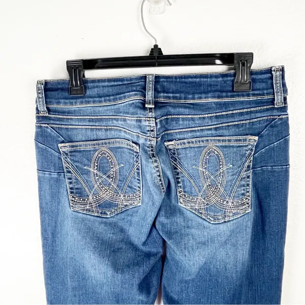 WRANGLER Blue Denim Pockets Distressed Bootcut Jeans 10 Rodeo Cowgirl Festival - Image 13