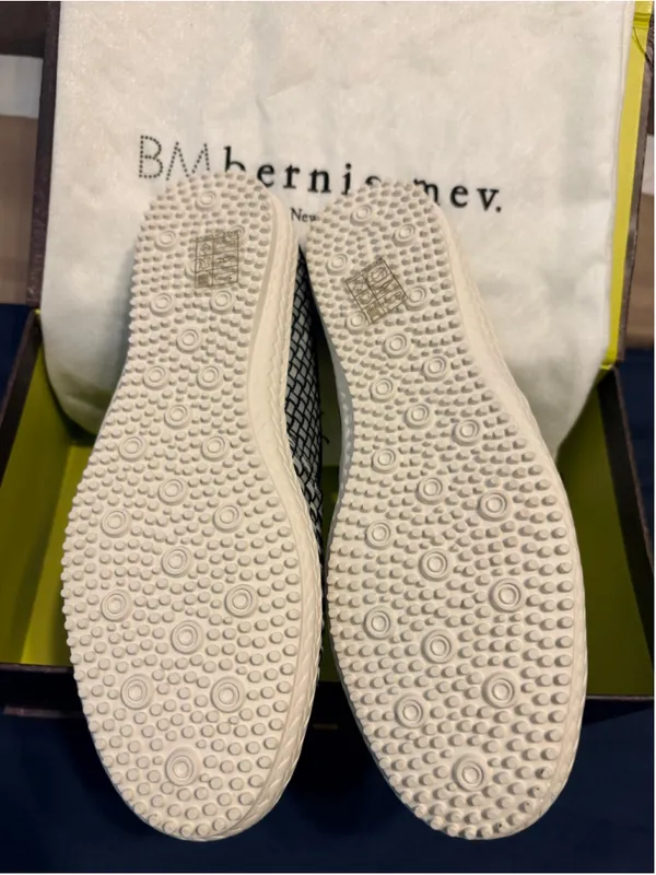Bernie Mev "Beth" Woven Slip-on Sneakers Women's Size 37 (US 7) - Image 5