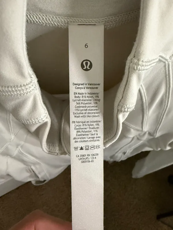 Lululemon Nulu Cropped Jacket - Image 3