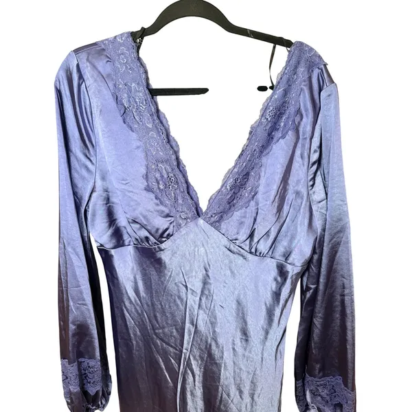 Lulus NWT Illustrious Elegance Periwinkle Satin‎ Long Sleeve Midi Dress Size XL - Image 4