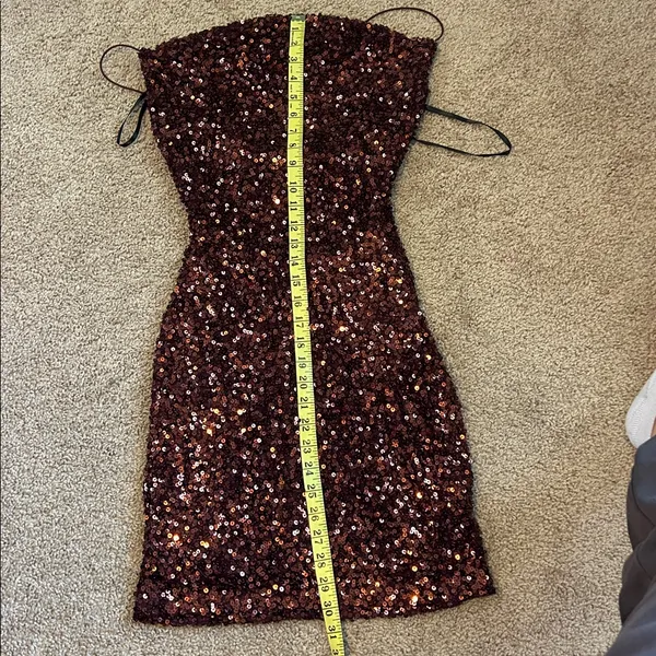 Windsor Sequin Burgundy Dress Size Large - Image 6