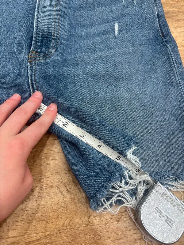 Reformation Jean shorts high rise 27 - Image 4
