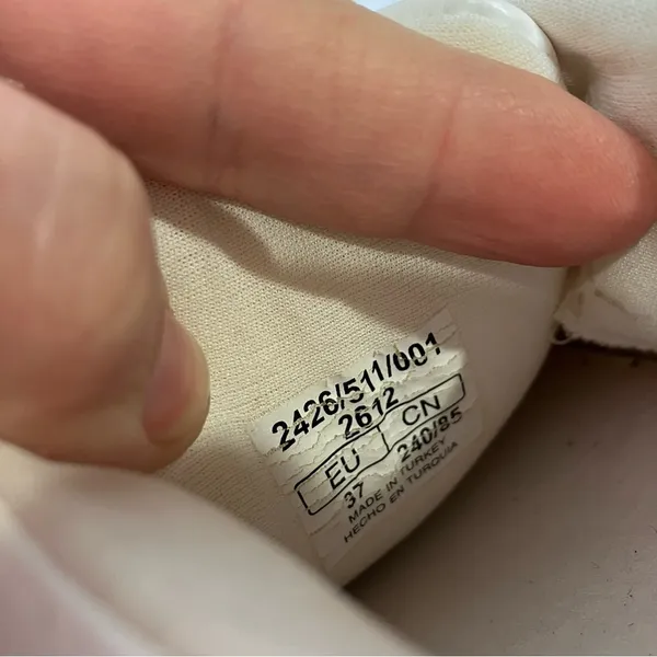 Zara white faux‎ leather sneakers size 37 - Image 7