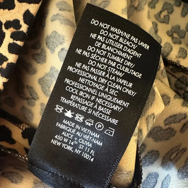 Alice And Olivia Leopard Pants - Image 10