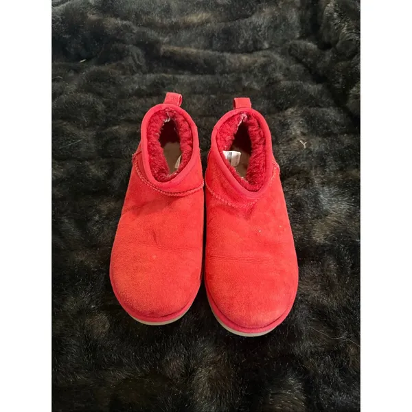 UGG Women's Classic Ultra Mini Boot Red 7 shoes - Image 2
