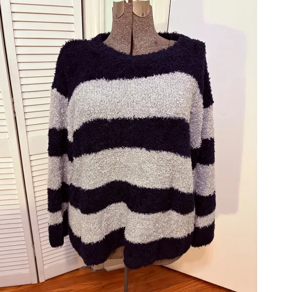 Talbots Ultra Plush Blue‎ White Striped Fuzzy Soft Sweater Wool Blend Size 2X - Image 2