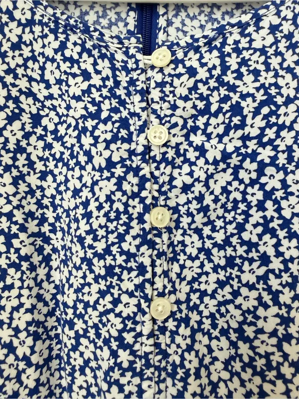 J. Crew Floral Tiered Midi Dress in Blue and White Size Medium - Image 3