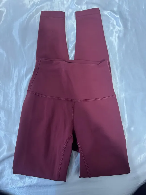 Lululemon Red Leggings Align High-Rise - Image 2
