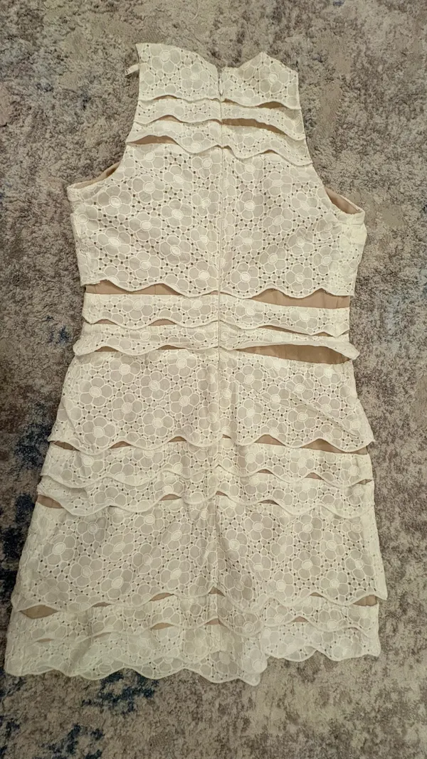 Lilly Pulitzer Dress White with Ruffles - Image 3