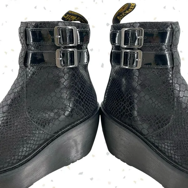 Dr. Martens Caitlin Black Reptile Snakeskin Wedge Buckles Ankle Boots Size 6 - Image 9