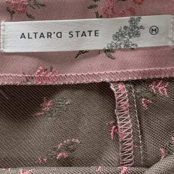Altar'd State Skirt M Pink Ditzy Floral Slit Mini Satin Coquette Cottagecore - Image 2