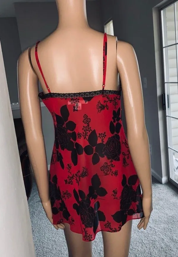 Victoria's Secret lingerie nightgown - Image 4