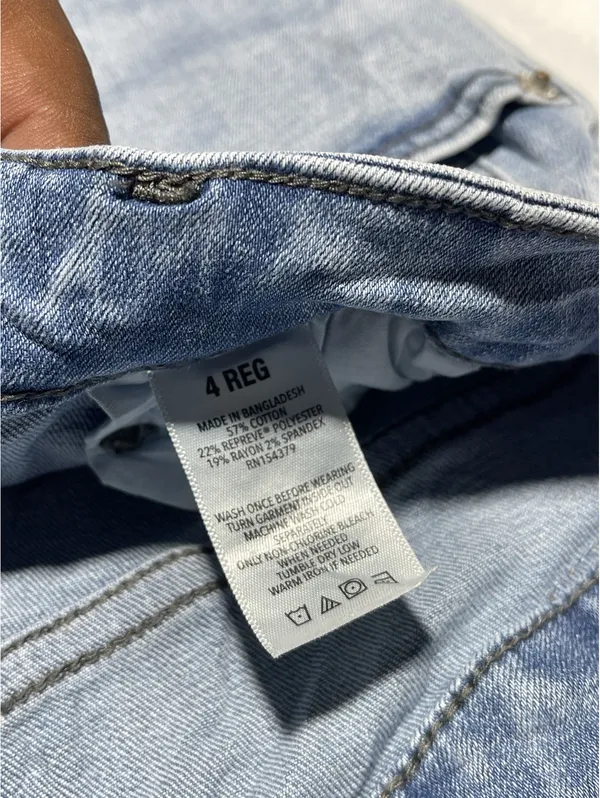 Aeropostale Women's Light Wash Skinny Jeans Size 4 Regular - Image 3