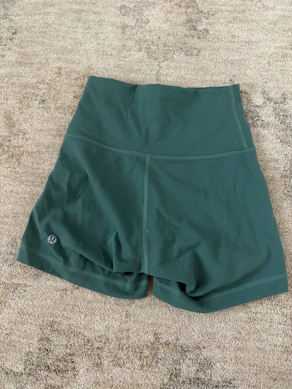 Lululemon Biker Wunder Shorts - Image 2