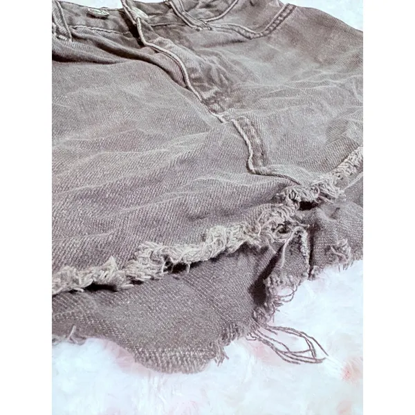 BDG Urban Outfitters Black Distressed Denim Mom Skirt Frayed‎ Hem Size W25 L32 - Image 2
