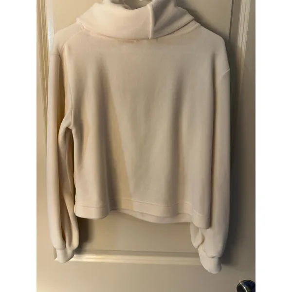 Wallflower Butter Turtleneck Fuzzy Sweater Women's Sz Medium - Image 2