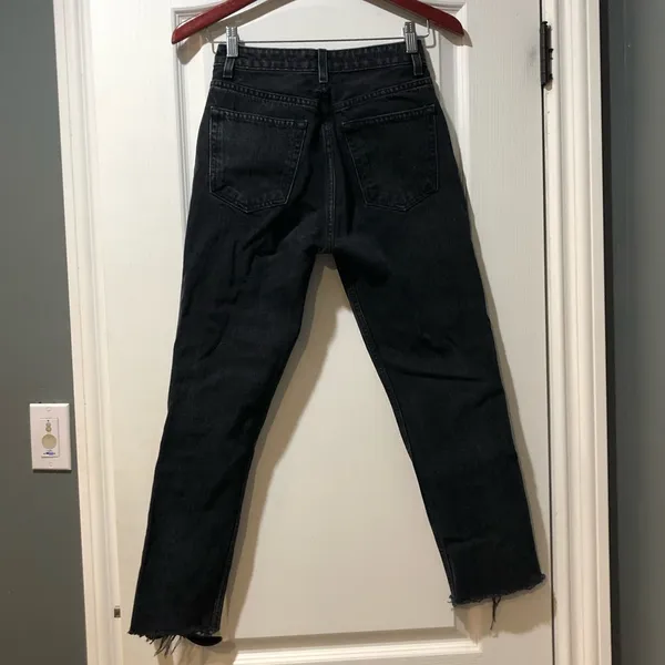 HIGH WAISTED BLACK DENIM JEANS - Image 3