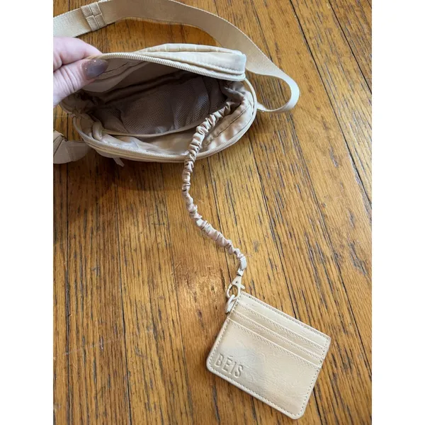 BEIS Waist Pack Fanny Pack Belt Bag Beige Zip Pockets Tethered Card Wallet - Image 6