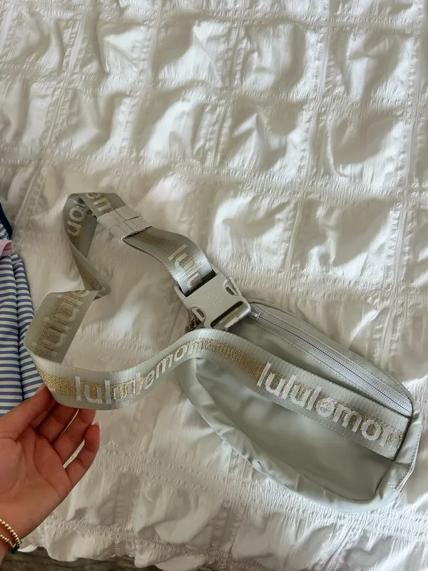 Lululemon Belt Bag 1L - Image 3