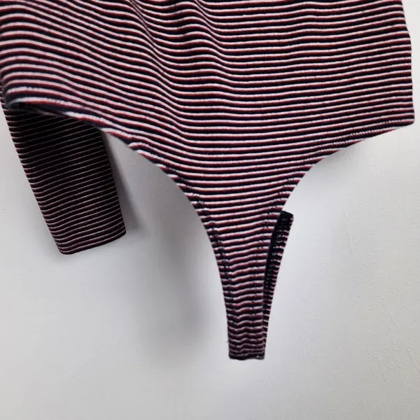 Madewell Long Sleeve Bodysuit Top Crewneck Striped Red Navy White Size M - Image 12