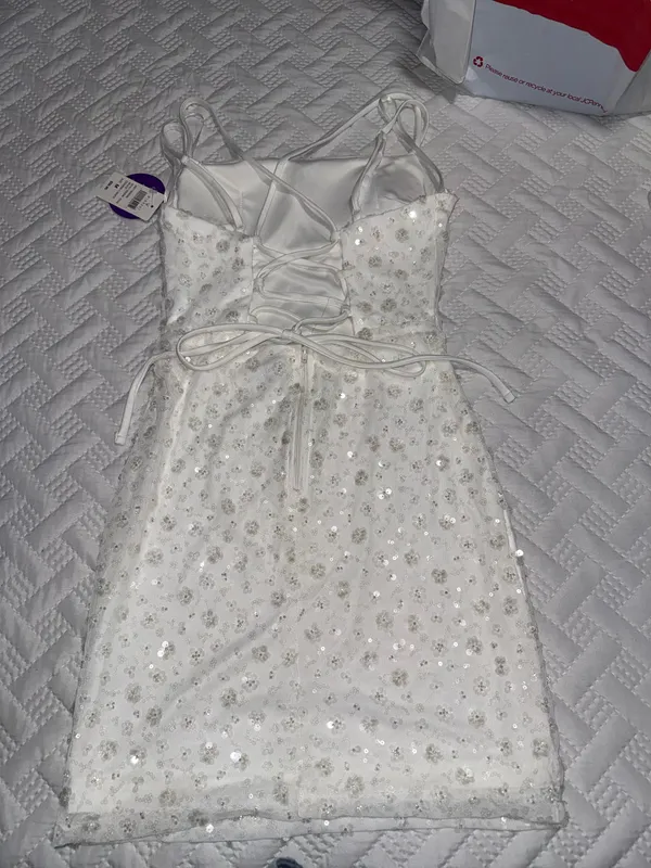 short white dress with sequins - Image 2
