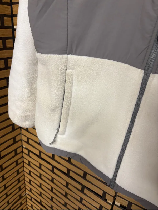 The north face white polartec fleece size large - Image 5