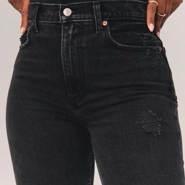 Abercrombie Curve Love Ultra High Rise 90s Straight Jean - Image 4
