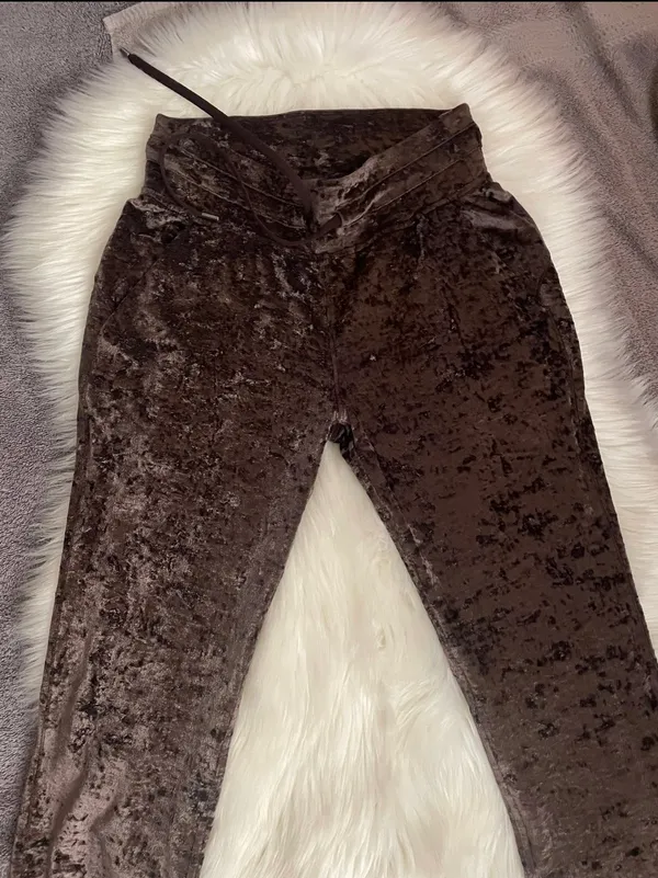 lululemon Ready To Crush Velvet Jogger French Press Brown - Image 10