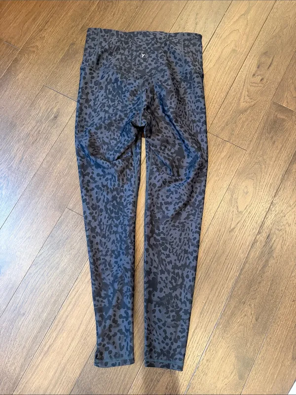 Old Navy Active Black & Gray Animal Print High-Waist Leggings - Large - C66-009 - Image 6