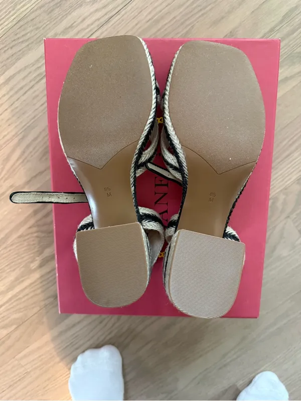 Vaneli Platform Sandals Tan Size 8.5 - Image 5