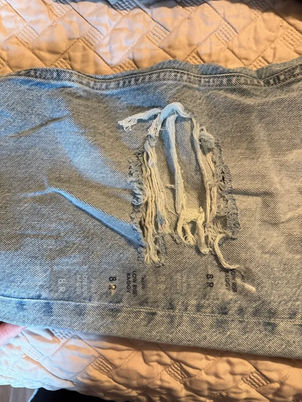 Aeropostale Low-Rise Baggy Jeans - Image 4