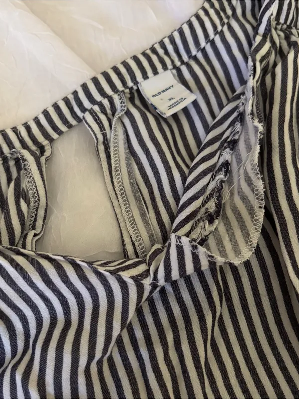 Coastal grandma flowy nautical stripe tank / Old Navy Black XL - Image 8