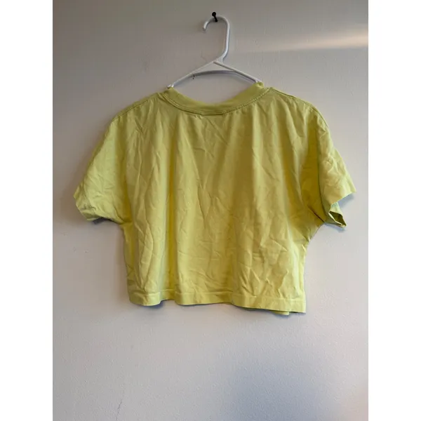 Nike Womens Cropped T-Shirt Lime Yellow Graphic‎ Swoosh Boxy Tee Size M 3370 - Image 3