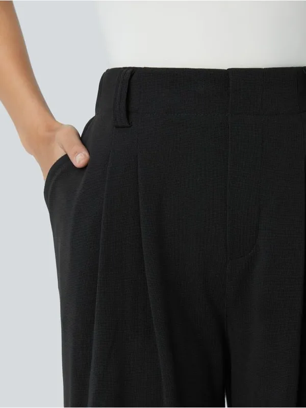 Halara Flex High Waisted Pocket Wide Leg Waffle Work Pants Sz L petite - Image 4