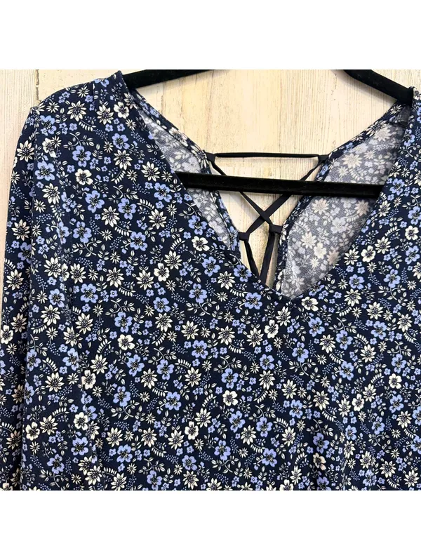 Women's XL Dress Floral Long Sleeve Babydoll Dress (fits smaller) - Image 3
