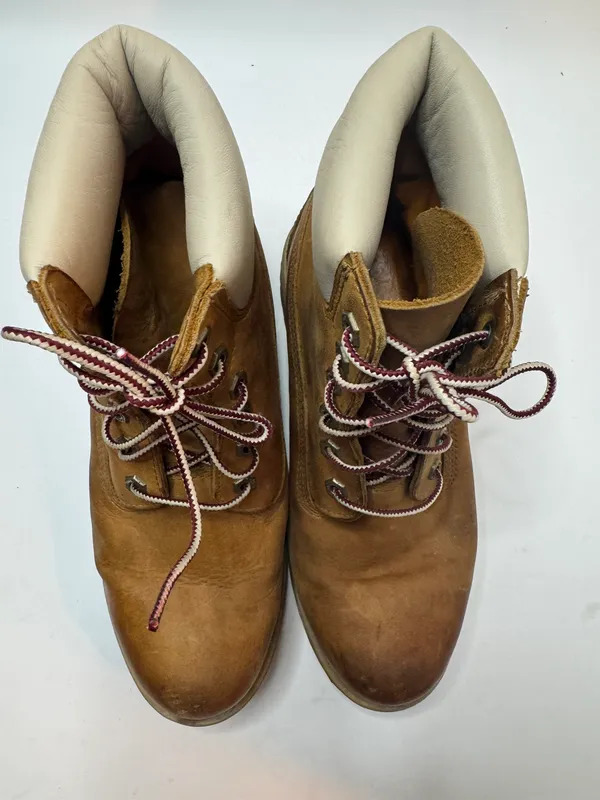 Timberland Leather Boots Model 8365B Size 8.5M - Image 2