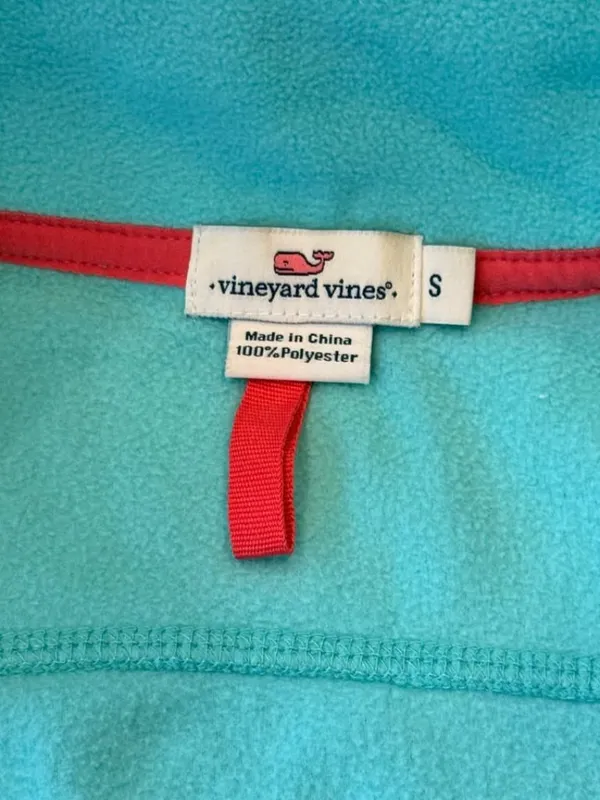 Vineyard Vines women's small green fleece vest Retails $80 - Image 2