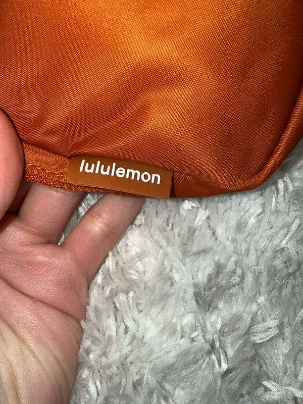 Lululemon Everywhere Belt Bag - Image 5