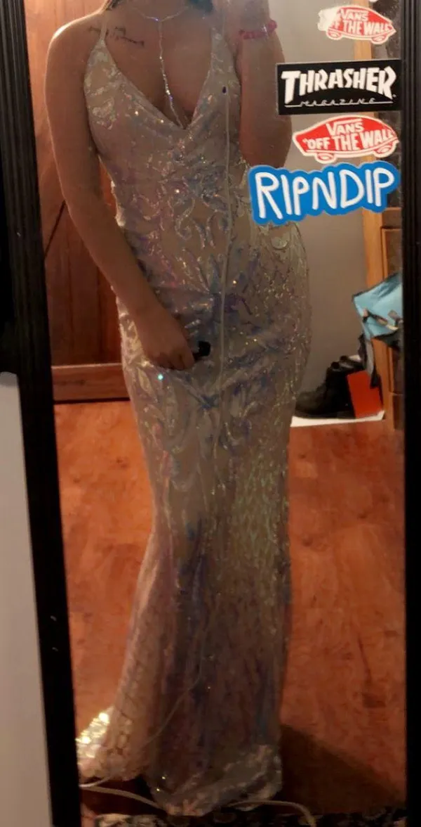 Windsor Prom - Image 8